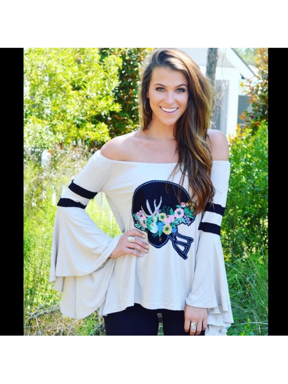 EUC Judith March Taupe Football Top Medium